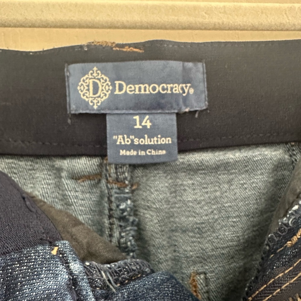 Democracy Women's Dark Blue Wide Leg Jeans - Size 14